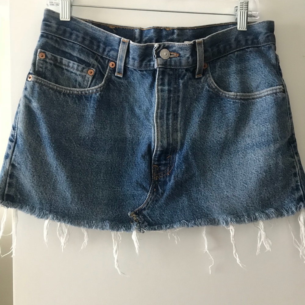 Levi mini jean skirt